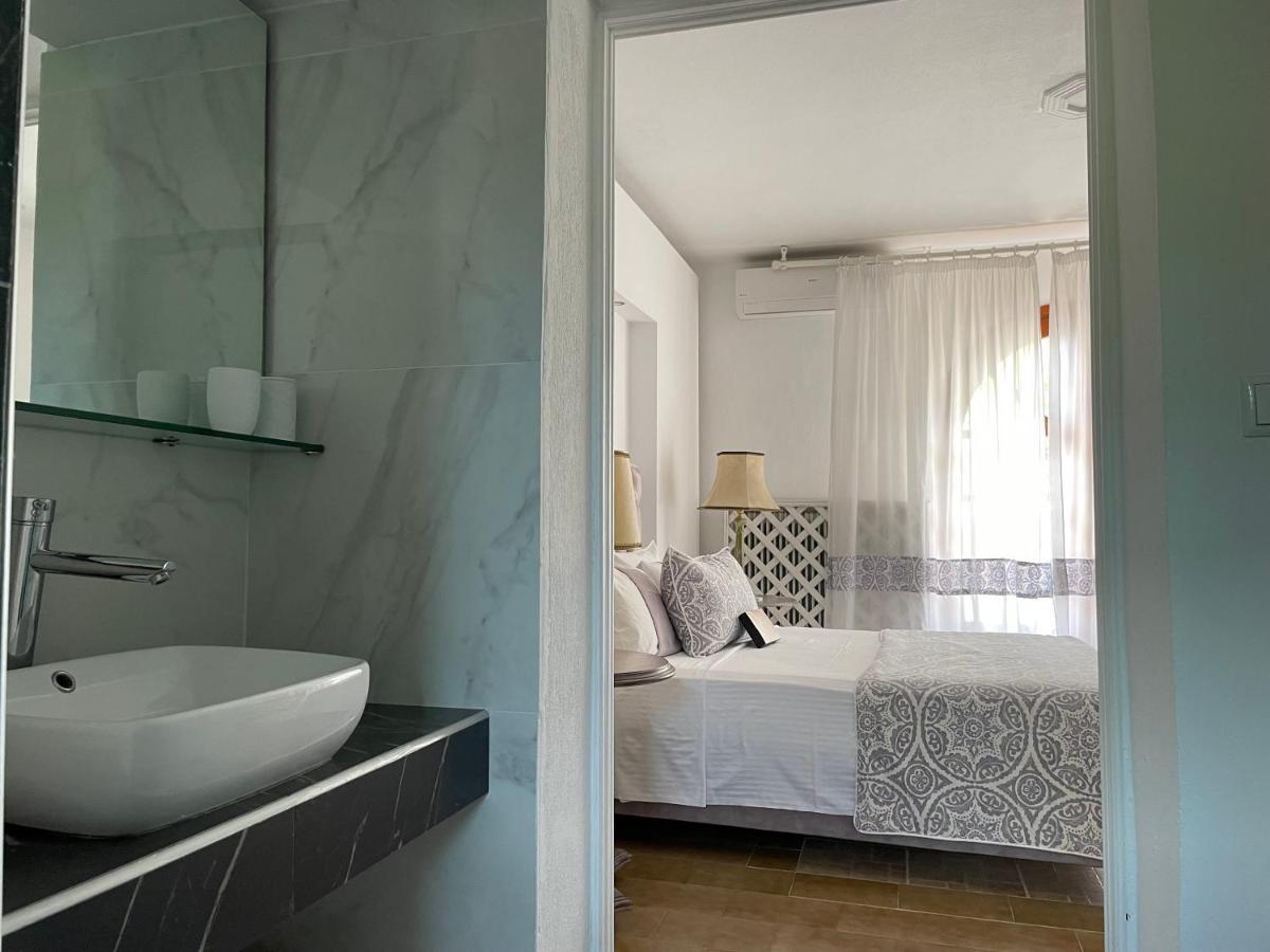 Byblos Mare-The Exclusive Beach Front Villa Skála Sotíros Eksteriør billede