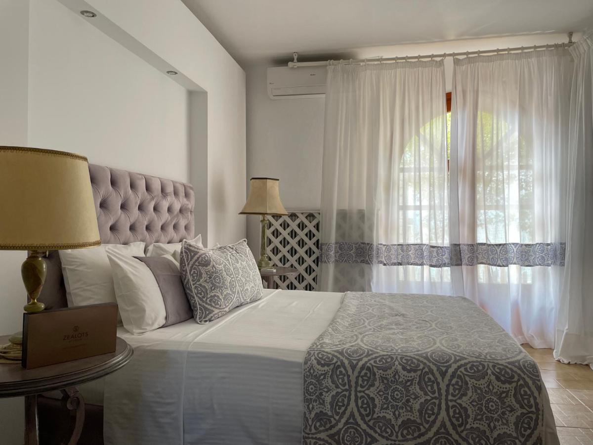 Byblos Mare-The Exclusive Beach Front Villa Skála Sotíros Eksteriør billede